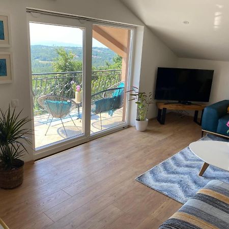 Andrea, Premium Three Bedroom Apartment, Entire Floor Кастав Экстерьер фото